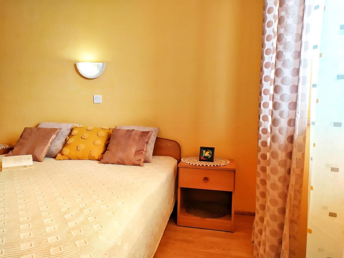 Cozy Apartments Danica Novalja With Terrace - First Floor Εξωτερικό φωτογραφία