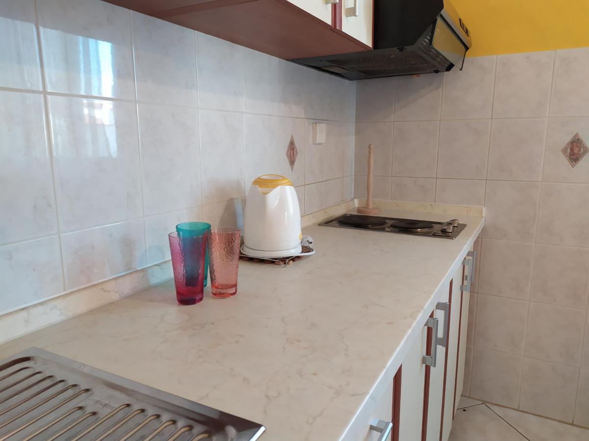 Cozy Apartments Danica Novalja With Terrace - First Floor Εξωτερικό φωτογραφία