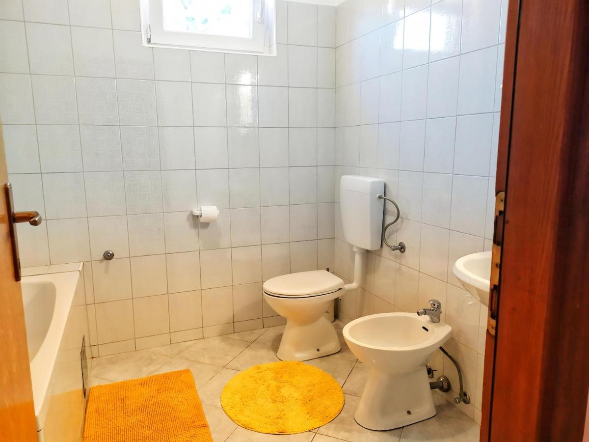 Cozy Apartments Danica Novalja With Terrace - First Floor Εξωτερικό φωτογραφία